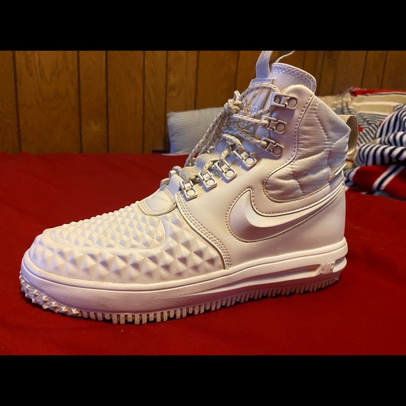 Nike Air Force 1 Duck Boot - Picture 2 of 8